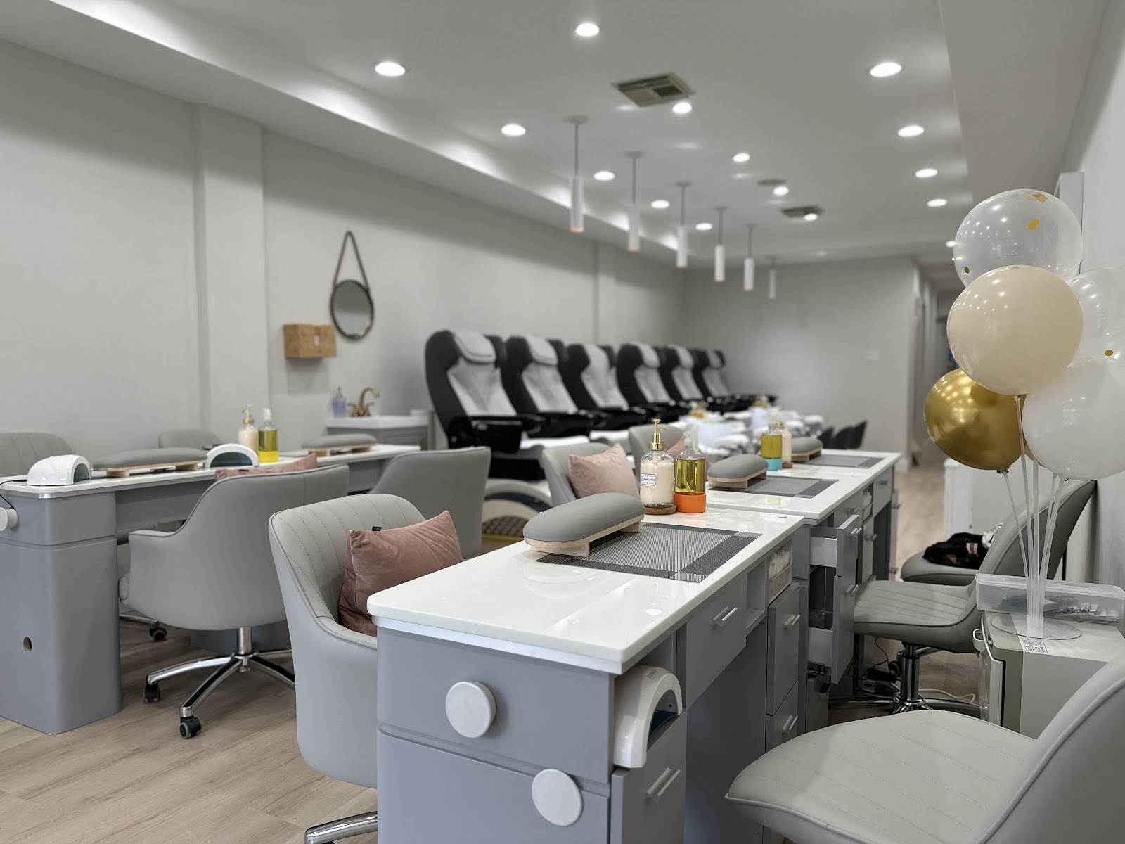 Nail Atelier nail photo 8